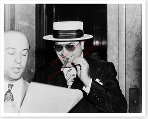 Silver Halide Photo Scarface Alphonse Al Capone Cigar And His Lawyer In Miami - Picture 1 of 1