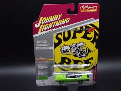 2025 JOHNNY LIGHTNING 1970 DODGE CORONET SUPERBEE CLASSIC GOLD REL 1 VS A NO 3 - Image 1 of 4