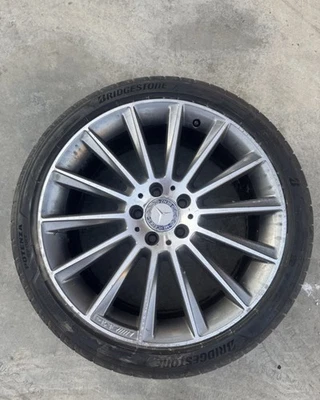 CERCHIO IN LEGA 19 " 8.5J ET52 Mercedes-Benz AMG A2054011400 - Imagen 1 de 4