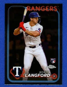2024 Topps Chrome - Wyatt Langford #122 (RC) - Texas Rangers - Picture 1 of 2