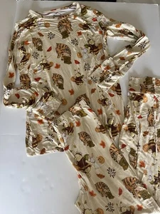 Charlie’s Project Little Snuggles Winnie The Pooh Halloween Pajamas Size 14/16 - Picture 1 of 4