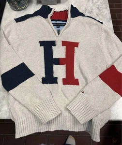 Boys Size 8/10 Tommy Hilfiger Sweater - Picture 1 of 2