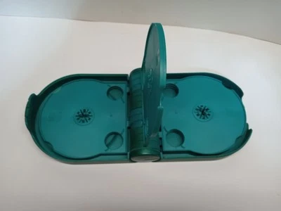 Rare DVD / CD Case With Center Push Button For Items Missing Covers  Holds 18 - Imagem 1 de 4
