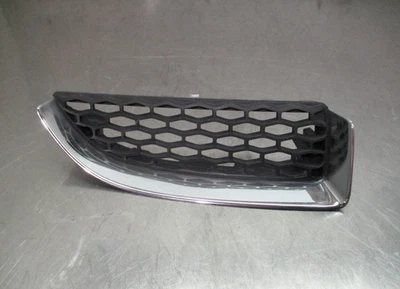 2003-2005 Dodge Stratus Coupe Lower Passenger Side Right Grille OEM-MN133278 Foto 1 de 4