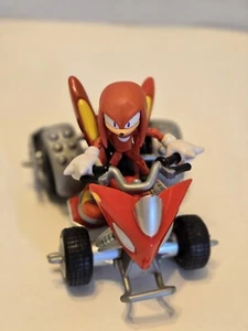 JAZWARES SONIC & SEGA ALL STARS RACING KNUCKLES & QUAD BIKE SAGAN FAN - Picture 1 of 11