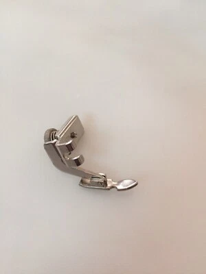 Singer Slant Needle Zipper & Cording Foot Adjustable 301 & 401 Series - Image 1 of 2