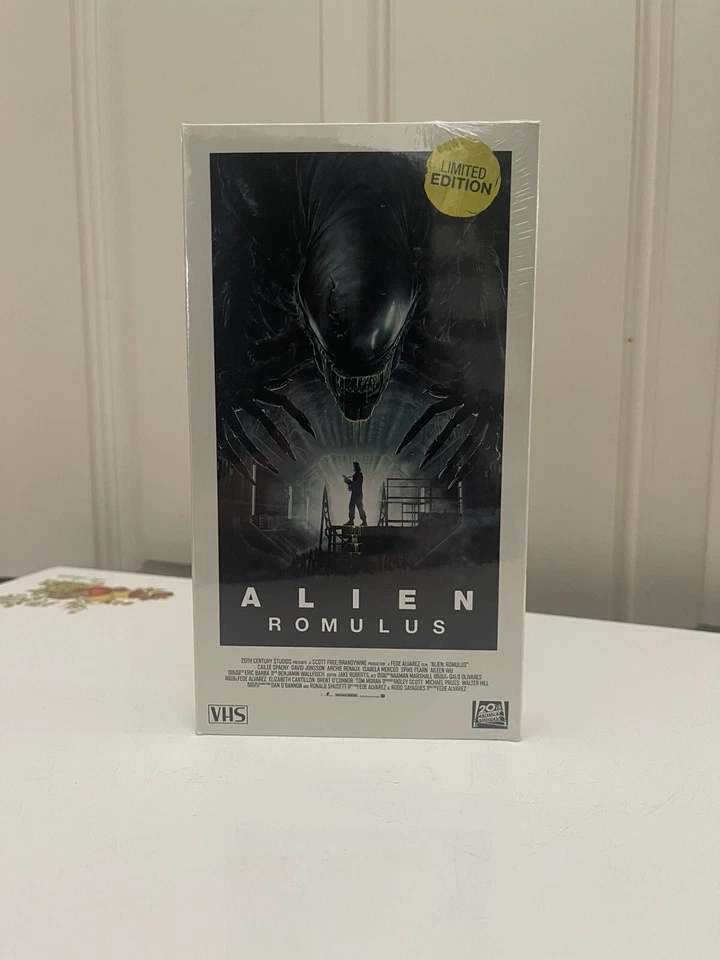 Alien Romulus Limited Edition VHS 20th Century Studios Release 2024 - Image 1 of 4