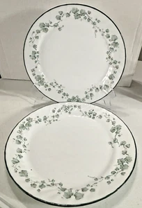 Corell Callaway by Corning 10" white with green ivy - 2 dinner plates - Picture 1 of 5