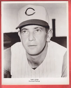 1958  CINCINNATI REDS   TEAM ISSUE   8 X 10   GLOSSY   TURK LOWN - Picture 1 of 1