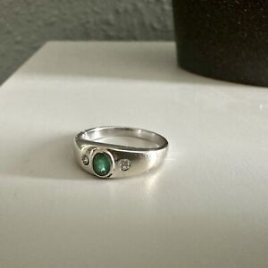 Smaragd Ring Gold 585 mit zwei Brillianten - Echtschmuck