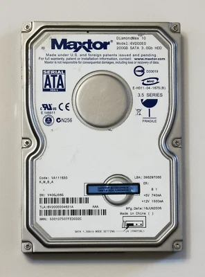 Maxtor DiamondMax 10 6V200E0 200GB 3.5" SATA 7200rpm Hard Drive - Image 1 of 3