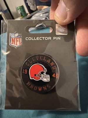 Cleveland Browns EST. 1946 YEAR Pin NFL LICENSED WINCRAFT - Image 1 of 2