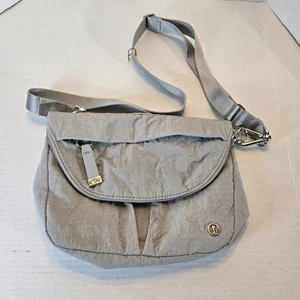 Lululemon All Night Festival Bag Silver Drop - Picture 1 of 13