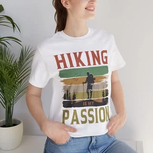 Wandern Leidenschaft Tee Abenteuer Shirt Natur Geschenk T-Shirt Unisex Trail Camping - Bild 1 von 9