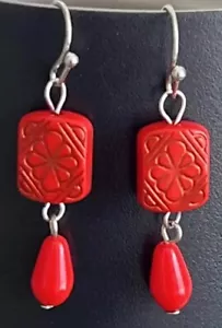 Silver and Etched Red Teardrop Dangle Earrings. - Picture 1 of 3