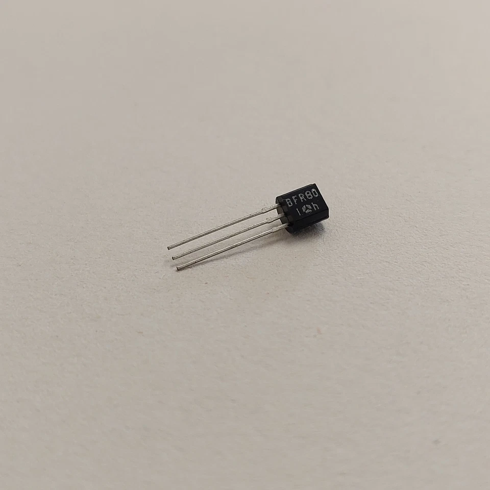 TRANSISTOR BFR80 SGS PNP TO-92 x1PC