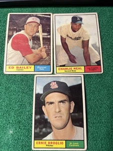 Lotto Topps 1961 (3) Baseball Vintage Ottime Condizioni 418 420 423 - Foto 1 di 12