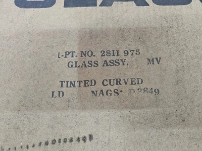 MOPAR NOS 2811975 67-68 梭子鱼轿跑车/凹槽有色司机门玻璃  — 第 1/4 张图片