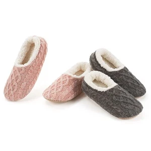2-Pair Thick Warm Fuzzy Slippers for Women Indoor Fluffy Sherpa Lined, Winter... - Picture 1 of 6