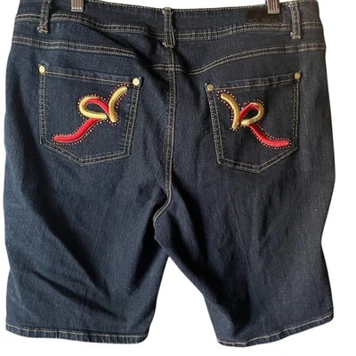 Rocawear Women's Denim Cut-Off Shorts Size 18 Dark Wash Embellished - Image 1 of 3