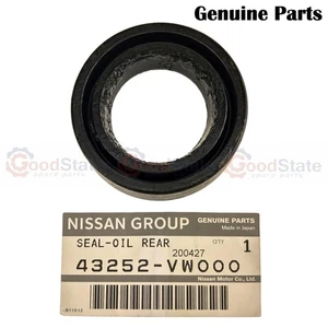 GENUINE Nissan Navara D22 YD25DDTI Rear Inner Axle Drive Shaft Oil Seal - Picture 1 of 2