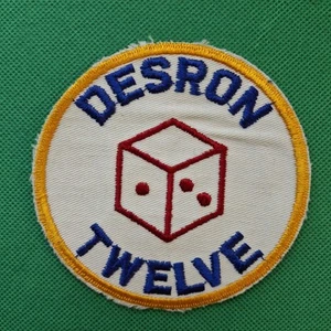 Parche 12 de la Marina de los Estados Unidos 1960/Escuadrón Destructor de la Guerra Fría (DESRON) - Imagen 1 de 5