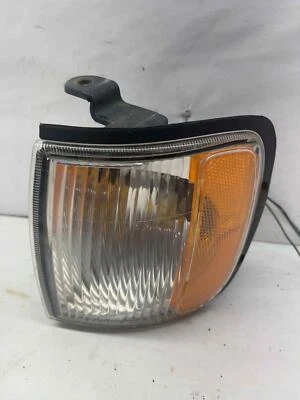 Lámpara delantera izquierda Isuzu Rodeo 2000-2004 lado del conductor Foto 1 de 3