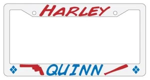 Harley Quinn (Gun/Bat Blue And Maroon) White Plastic License Plate Frame - Bild 1 von 1