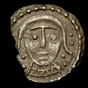 Angelsachsen. AR Sceatta, um 710-60. Serie Q1G, Typ 59. Verblender Büste. Sehr selten. - Bild 1 von 3