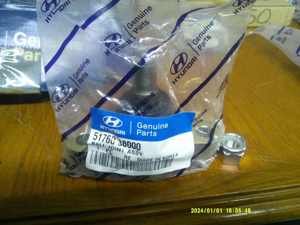 Rótula Hyundai 5176038000 para algunos 01-05 Sonata, 01-02 XG300 y 02-05 XG350 Foto 1 de 1