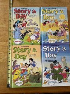 Vintage Disney Story A Day Book Set - Bild 1 von 13
