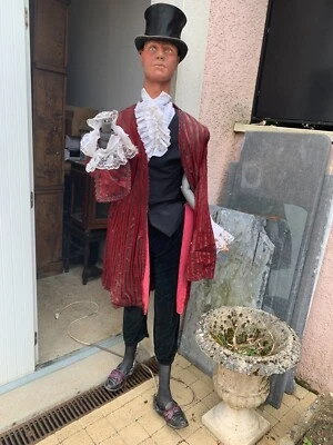 Ancien mannequin automate mécanique robotisé année 1970 homme marquis électrique - Photo 1/4