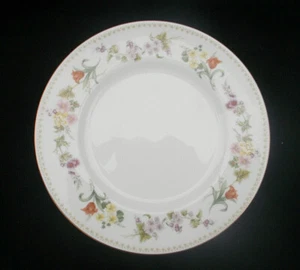 Wedgwood MIRABELLE Side plate. Diameter 6 1/8 ins. 15.4 cms. - Picture 1 of 3