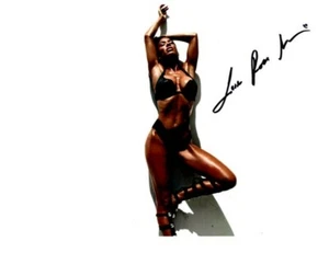 WWE TOTAL DIVAS ROSA MENDES AUTOGRAPHED 8X10 PHOTO SIGNED AUTOGRAPH SEXY - Picture 1 of 1
