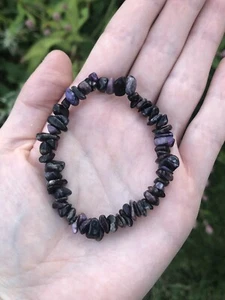 Sugilite Chip Bracelet - Picture 1 of 2