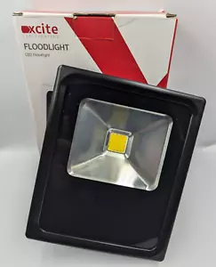 XCITE 20W LED Slim Garden Floodlight Black 4000K IP65, Size: 150mm x 180mm - Picture 1 of 3