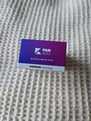 Película negativa Kentmere 6010476 400 35 mm 36 exposiciones blanco y negro Foto 1 de 3