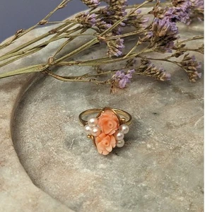 Vintage 14k Yellow Gold Coral Rose Carved Florals and Pearl Ring 6US - Picture 1 of 8