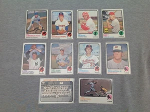 10 1973 Topps Baseball Cards in Plastic Sleeves - Picture 1 of 12