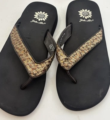 Chanclas con plataforma de caja amarilla para mujer talla 7 sandalias de tanga de lentejuelas acolchadas Foto 1 de 4