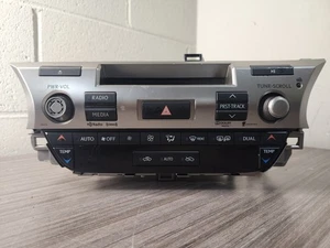 Lexus ES300H ES350 2013 Gracenote SAT HD Radio 86130-33011 - Picture 1 of 12