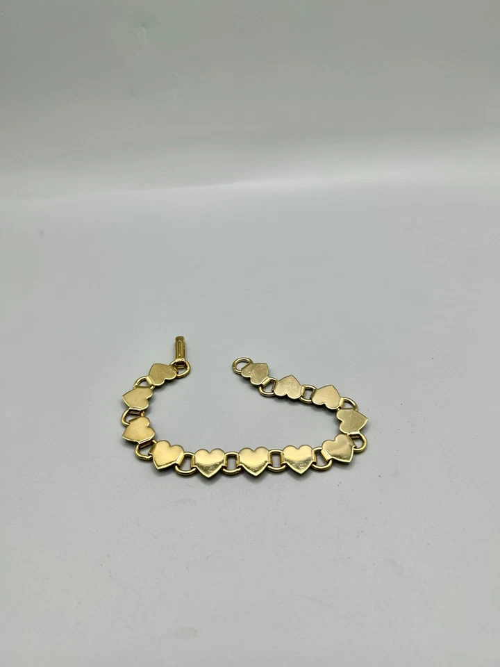 New Old Stock 1970's Vintage Heart Bracelet - Image 1 of 1