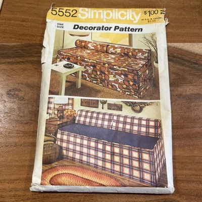 Vintage 1970s Simplicity Sewing Pattern 5552 Slipcover Twin Bed Couch Home Decor - Image 1 of 4