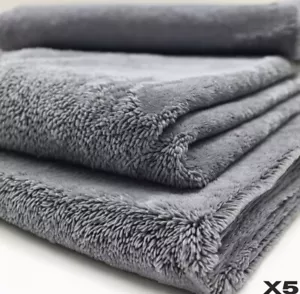 PACK OF 5 - 40x40cm 500GSM Edgeless Thick Microfibre Buffing Cloths ✅🚚 - Picture 1 of 1