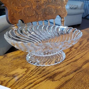 Beautiful Elegant Glass Fostoria Colony Pattern HUGE OVAL PEDESTAL SERVING BOWL - Picture 1 of 4
