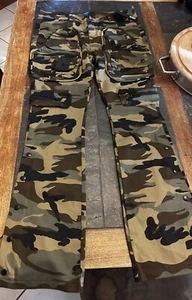 Tulones Boy’s Camouflage Pants. 38X34 NWT - Picture 1 of 4