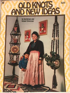 Vintage OLD KNOTS & NEW IDEAS Macramé Pattern Book Plant Hangers 1977 - Picture 1 of 10