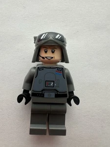 Lego Star Wars Imperial General Max veers Minifigur - Bild 1 von 8