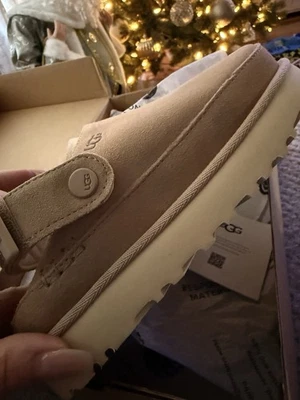 Auténtico Zueco UGG Goldenstar Mujer Color Arena - Nuevo con Embalaje Original Foto 1 de 4
