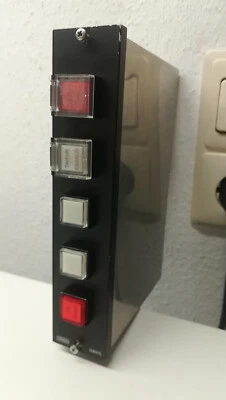 Davis Dannerkassette mit 4 Tastern und 1 Schalter - Bild 1 von 4